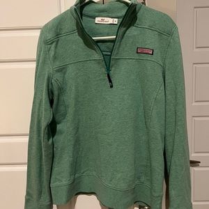 Womens vineyard vines sweatshirt